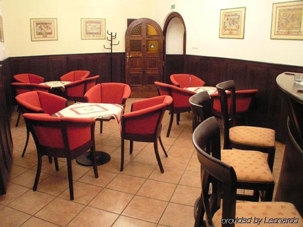 Petr Hotel Praga